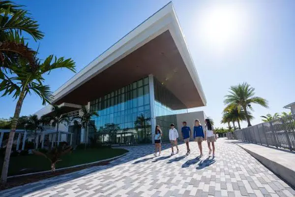 Gulliver Preparatory School