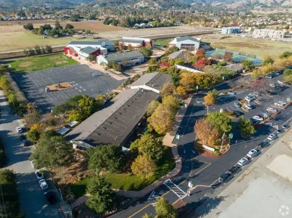 Oakwood School