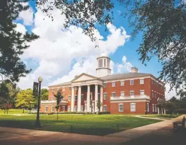 Lyon College