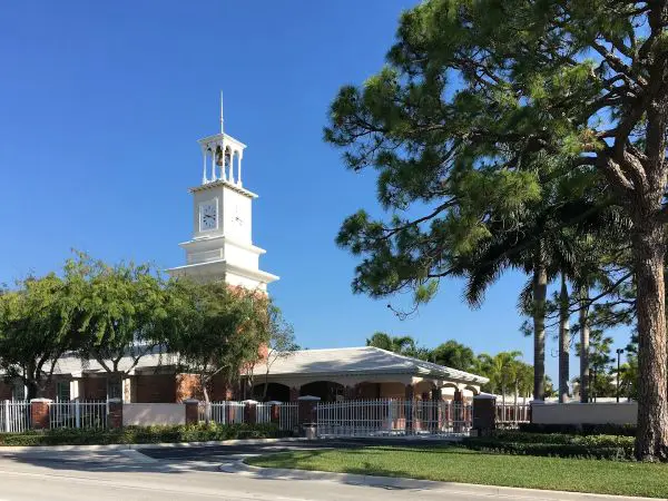 Pine Crest School - Fort Lauderdale Campus