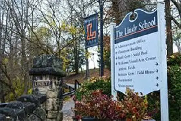 TRƯỜNG TRUNG HỌC THE LINSLY SCHOOL - BANG WEST VIRGINIA