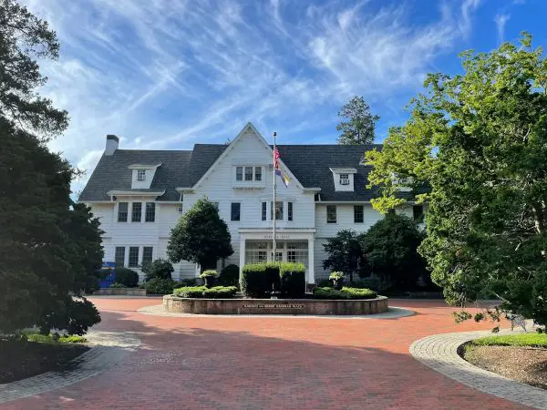 Hofstra University