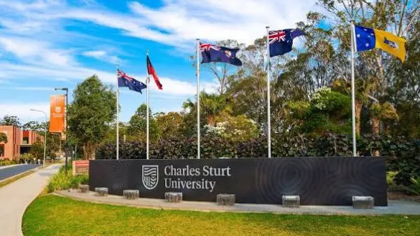 Charles Sturt University (CSU)