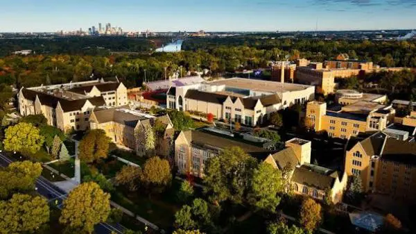 University of St. Thomas (MN)