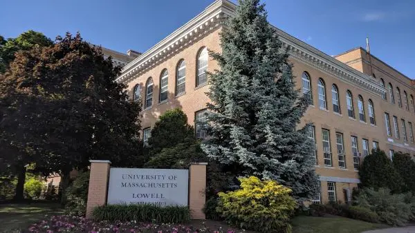 University of Massachusetts--Lowell