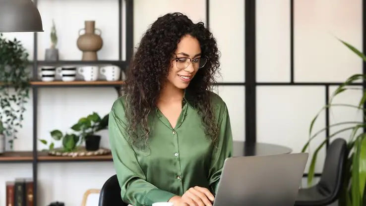 cơ hội việc làm ngành ngôn ngữ anh